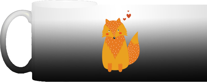 Влюбленная милая рыжая лисичка с сердечком